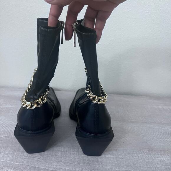 ASOS Design Black Western Ankle Boots with Gold Chain - Size 8 NWOB - Picture 4 of 7